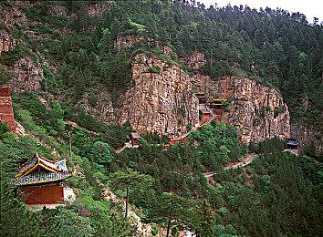 《男友地牢》厂商新作《莫斯菲尔德：起源》公布